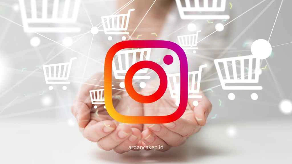 Di Instagram, pendekatan berbasis visual dengan fitur seperti Instagram Shopping dan Stories sangat efektif.